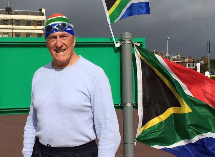 В 2014 году 73-летний южноафриканский пловец Отто Танинг стал самым пожилым человеком, пересекшим вплавь Ла-Манш