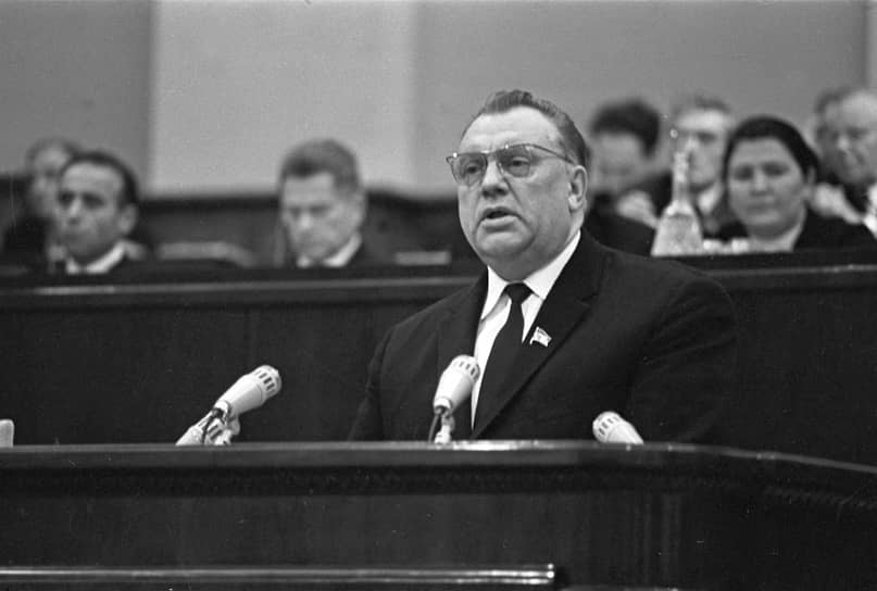 Министр финансов СССР Василий Гарбузов
