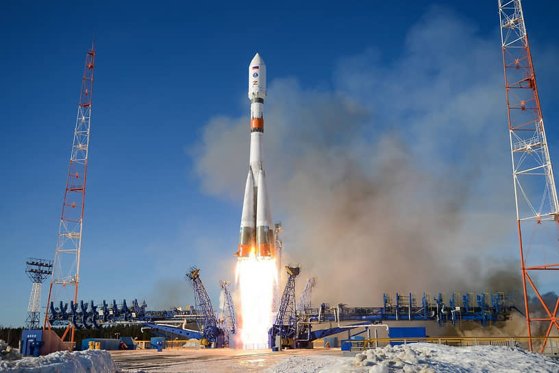 Ракетные двигатели РД-107А/108А производства Объединенной двигателестроительной корпорации отправляют на орбиту спутник «Меридиан-М».