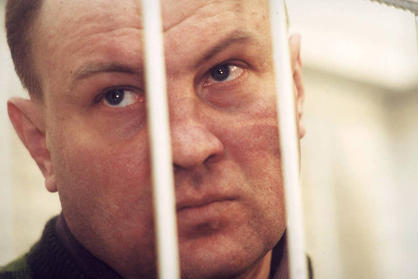 25 июля 2003 года суд признал Буданова виновным в превышении должностных полномочий, похищении и убийстве и приговорил к десяти годам колонии строгого режима, лишив воинского звания и наград. Отбывать срок его отправили в колонию ЮИ 78/3 в городе Димитровград Ульяновской области