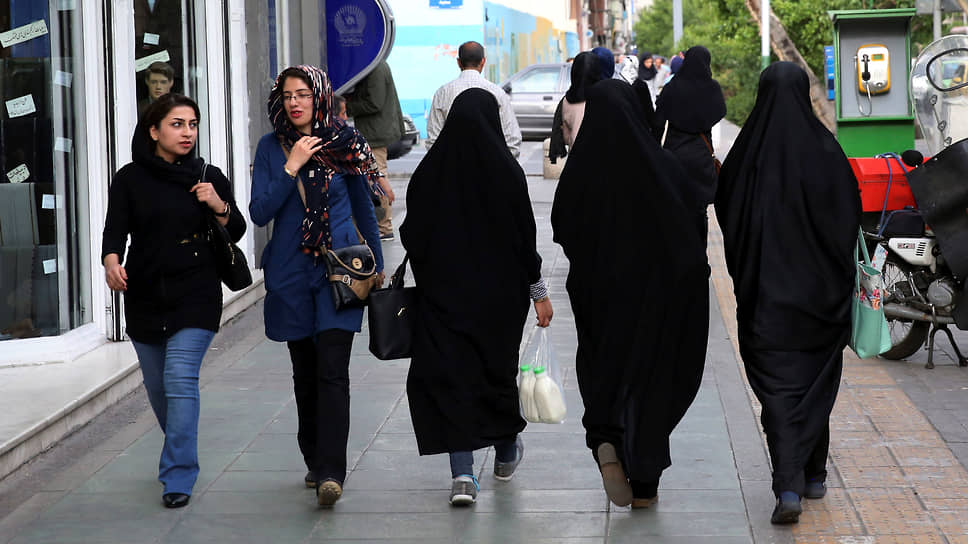 Правозащитники недовольны нарушением прав женщин в Иране