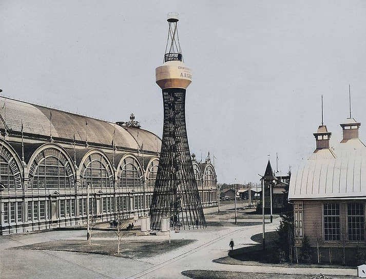Первая в мире гиперболоидная башня также спроектирована Владимиром Шуховым специально для Всероссийской промышленной и художественной выставки в Нижнем Новгороде. Организаторы использовали ее для снабжения выставки водой, а туристы — в качестве смотровой площадки