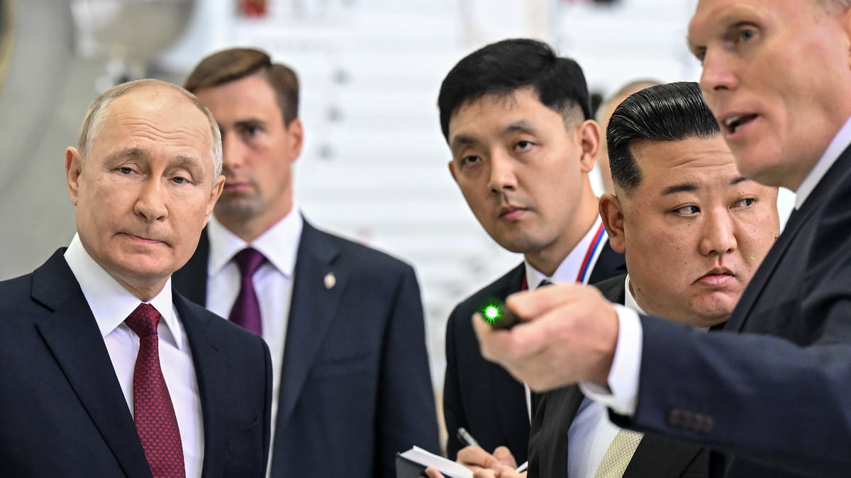 Как президент России Путин встретил на космодроме «Восточный» председателя  КНДР Ким Чен Ына