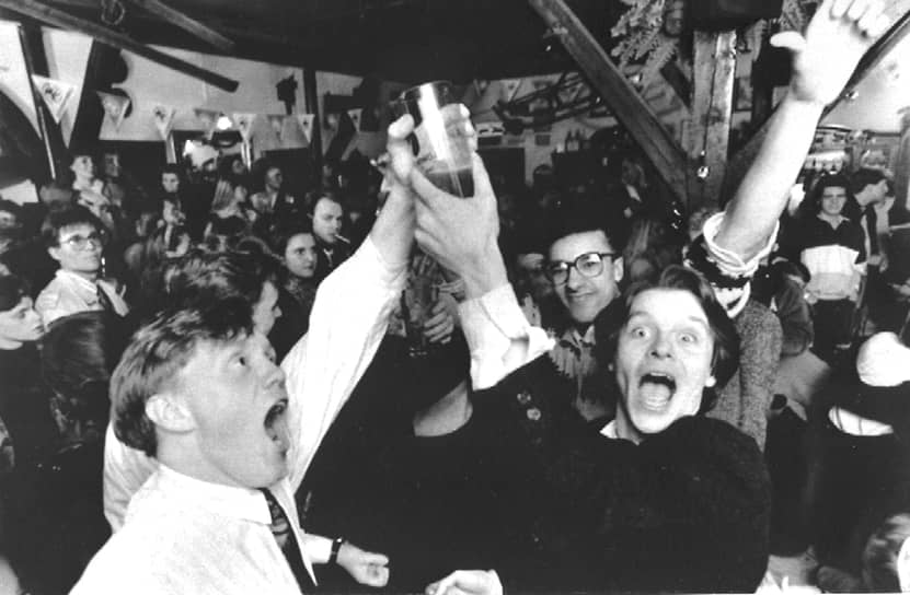 Исландцы празднуют День пива, 1989 год