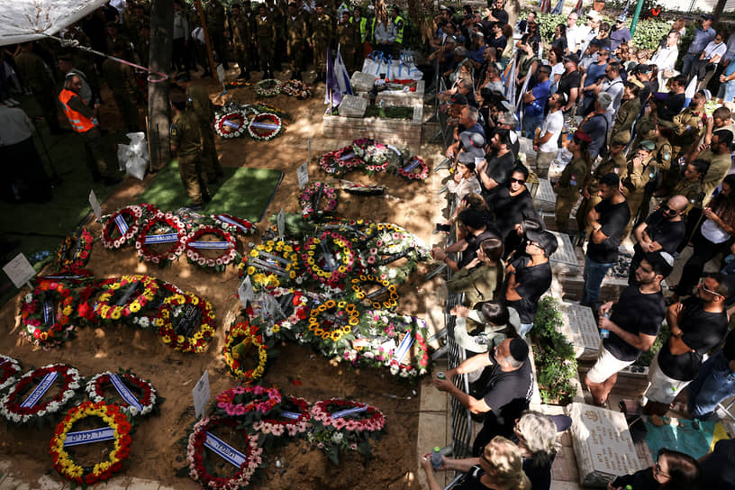Похороны на военном кладбище горы Герцля в Иерусалиме