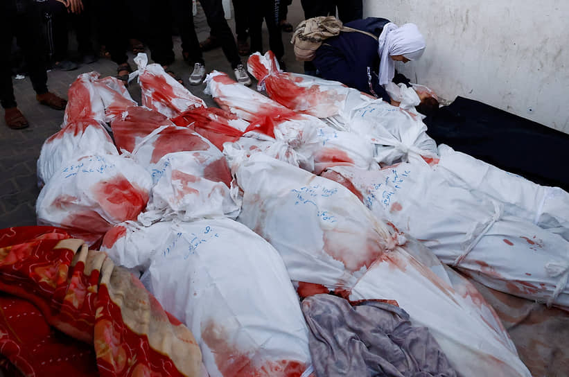 Тела погибших от ударов по Рафаху 