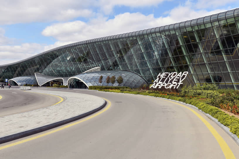Международный аэропорт имени Гейдара Алиева в Баку