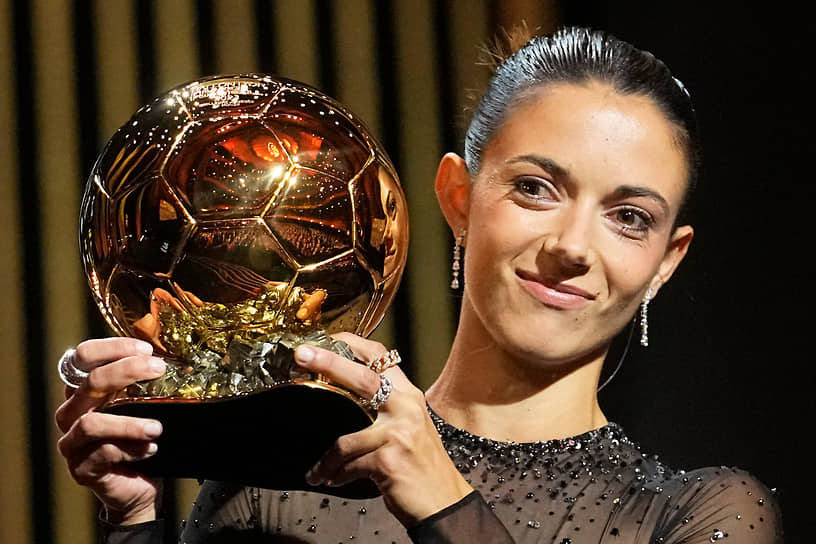 Футболистка «Барселоны» и сборной Испании Айтана Бонмати стала обладательницей «Золотого мяча» 2023 года в женском футболе