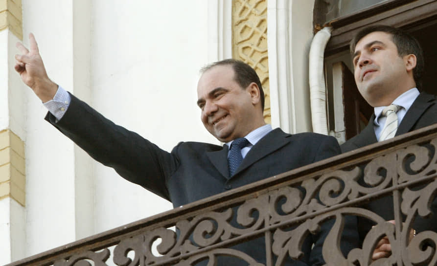 Зураб Жвания и Михаил Саакашвили оказались в числе ключевых участников «революции роз»