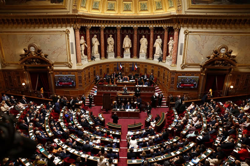 Обсуждение во французском Сенате