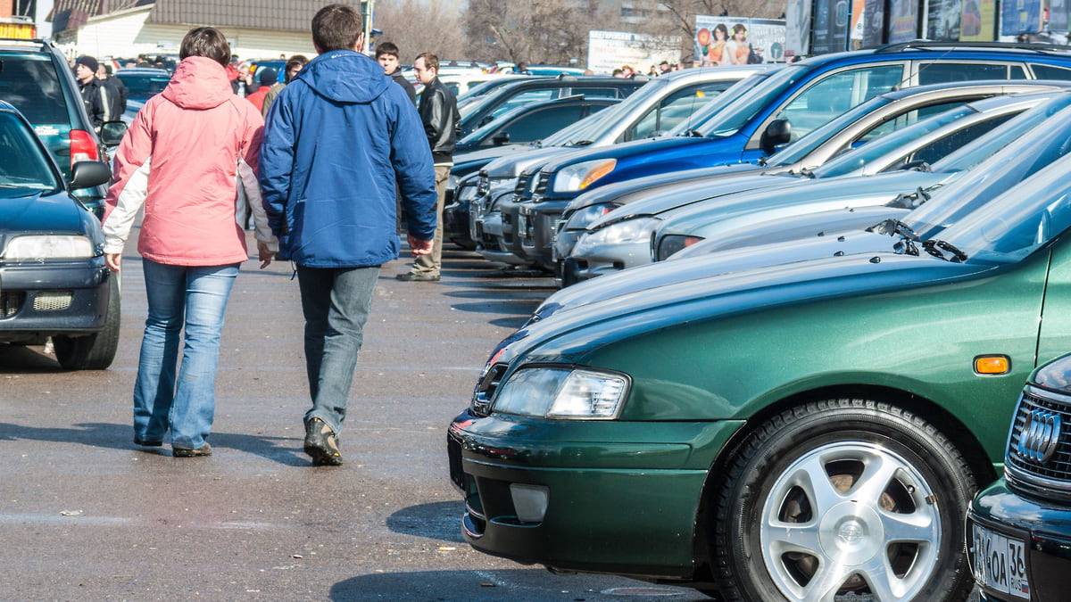 Рынок автомобилей с пробегом в октябре сократился на 4% к сентябрю