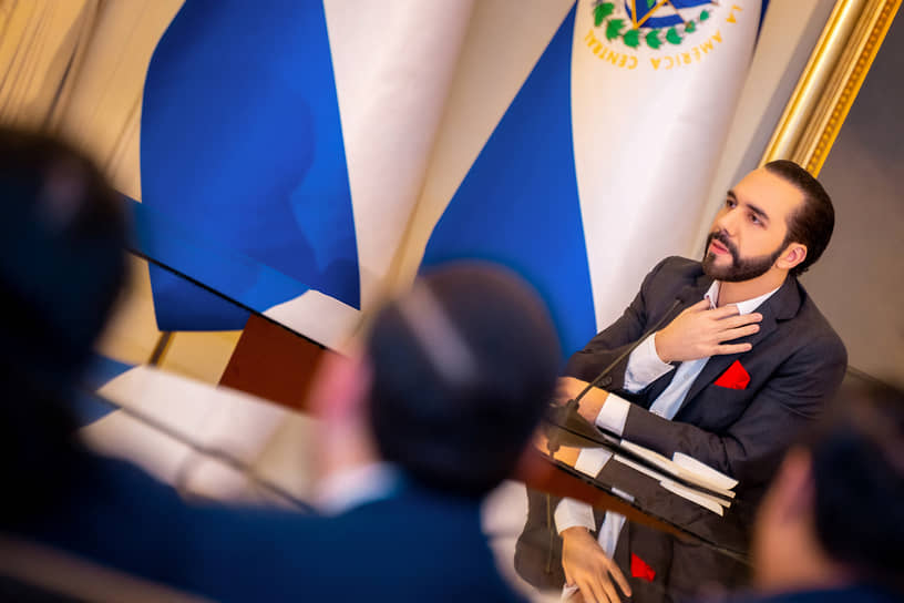 Президент Сальвадора Найиб Букеле 