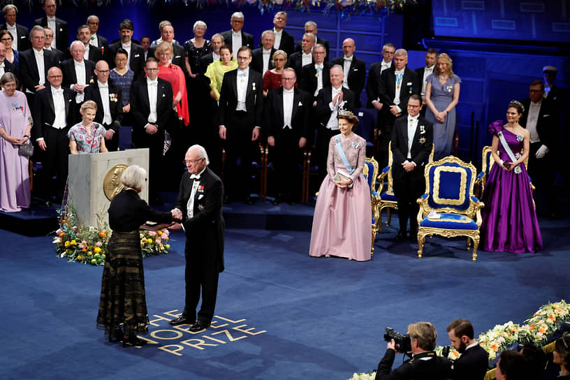 Профессор Гарвардского университета Клаудия Голдин получает Нобелевскую премию по экономике 