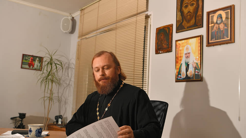 Priest Fyodor Lukyanov on how the ban on abortion in private clinics will return Russia to large families