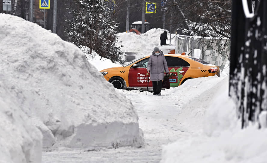 По прогнозам метеорологов, снегопад в столице ослабнет в субботу, 16 декабря