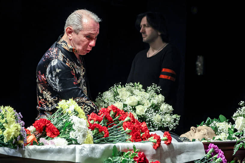 15 сентября умер актер Вячеслав Гришечкин&lt;br>
Заметность: 416
