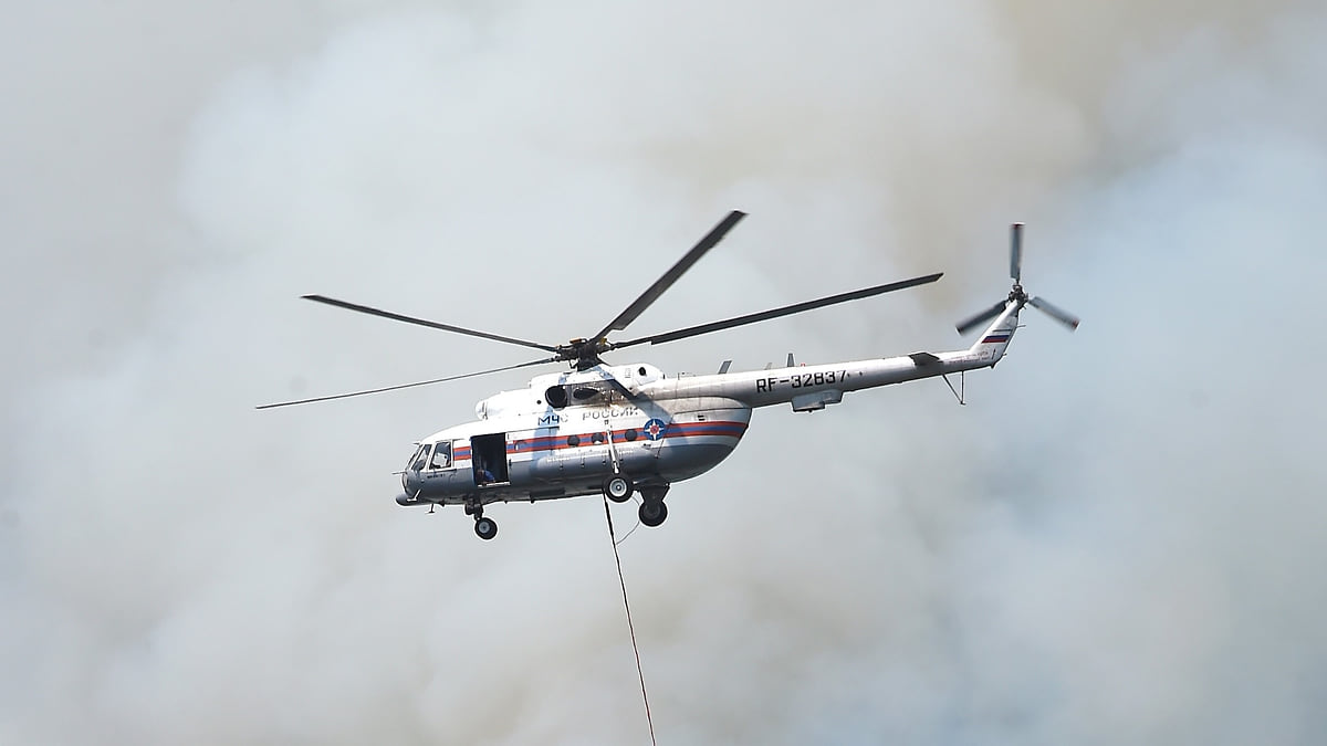 Ми-8 с сотрудниками петербургского авиацентра упал в Онежское озеро