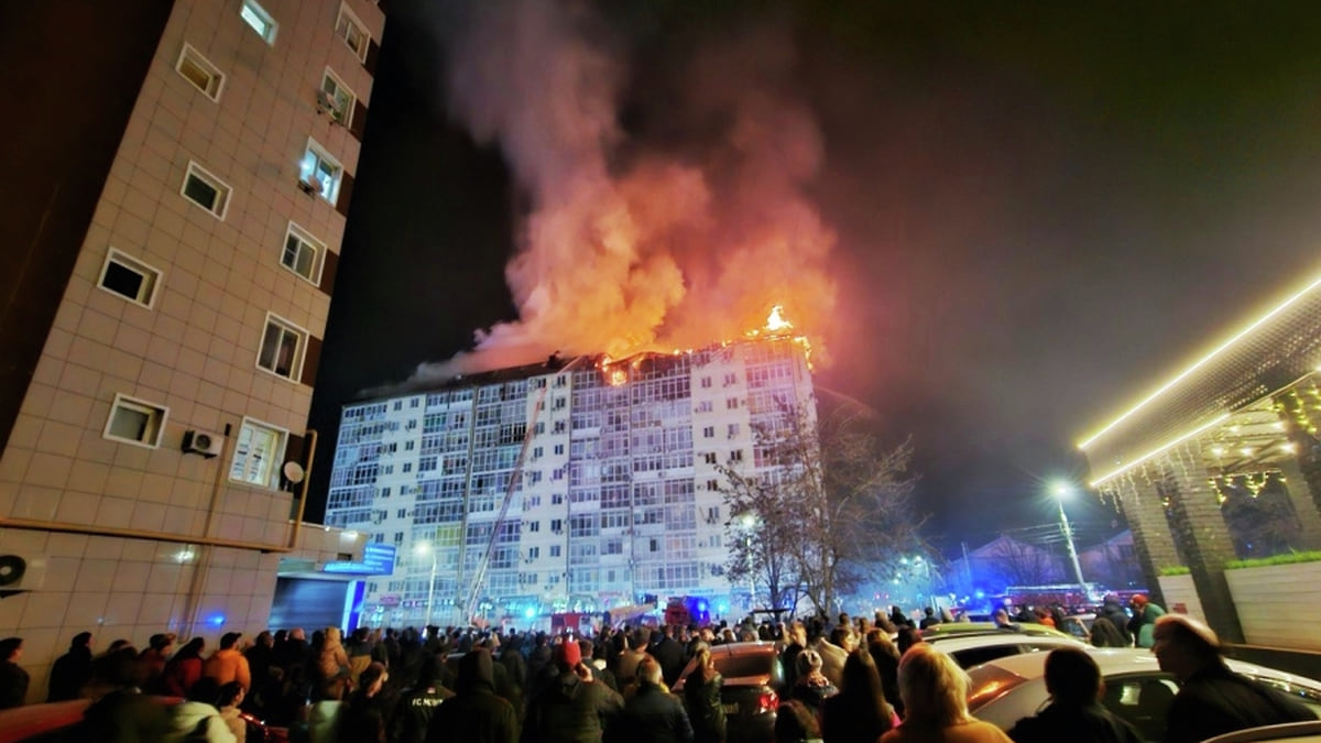 Пожар в многоэтажном доме в Анапе - Коммерсантъ