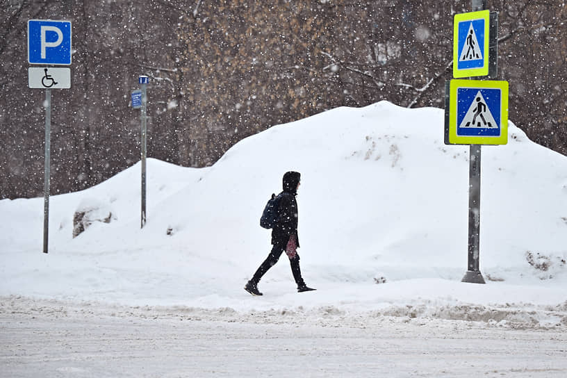 Городские власти допустили частичное перекрытие улиц для уборки снега
