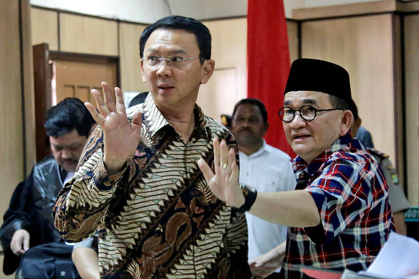 Губернатор Джакарты Басуки Пурнама на заседании суда