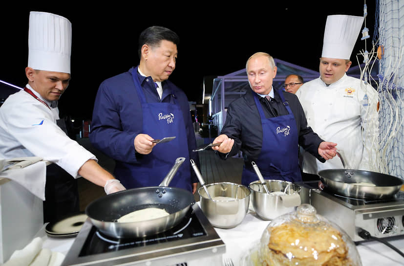 Президент России Владимир Путин и председатель КНР Си Цзиньпин, 2018 год 