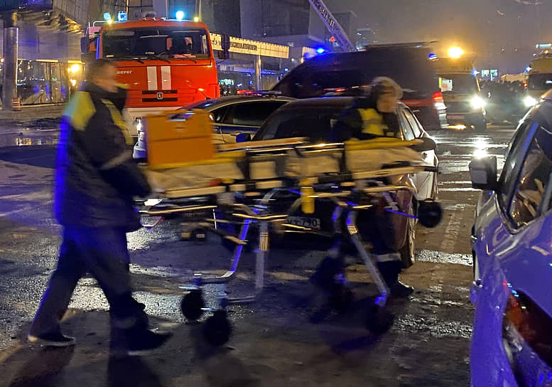 Около 4:00 утра 23 марта министр здравоохранения России Михаил Мурашко сообщил, что основная работа по оказанию экстренной помощи пострадавшим завершена