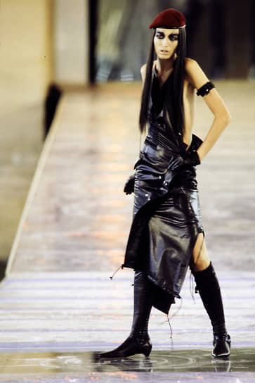 «Матрица» в значительной степени повлияла на моду 1990-х и 2000-х, черный цвет на долгое время стал самым популярным у дизайнеров одежды