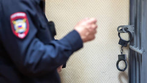 Борца с оргпреступностью взяли на взятке // В Дагестане задержан сотрудник окружного главка МВД