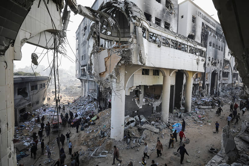 Операция в больнице «Аш-Шифа» сопровождалась интенсивными боями и израильскими авиаударами по близлежащим зданиям и прилегающей территории