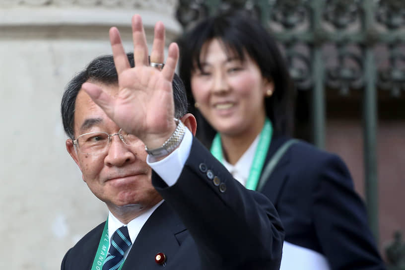 Один из руководителей крупнейшей фракции в Либерально-демократической партии Японии Рю Сионоя