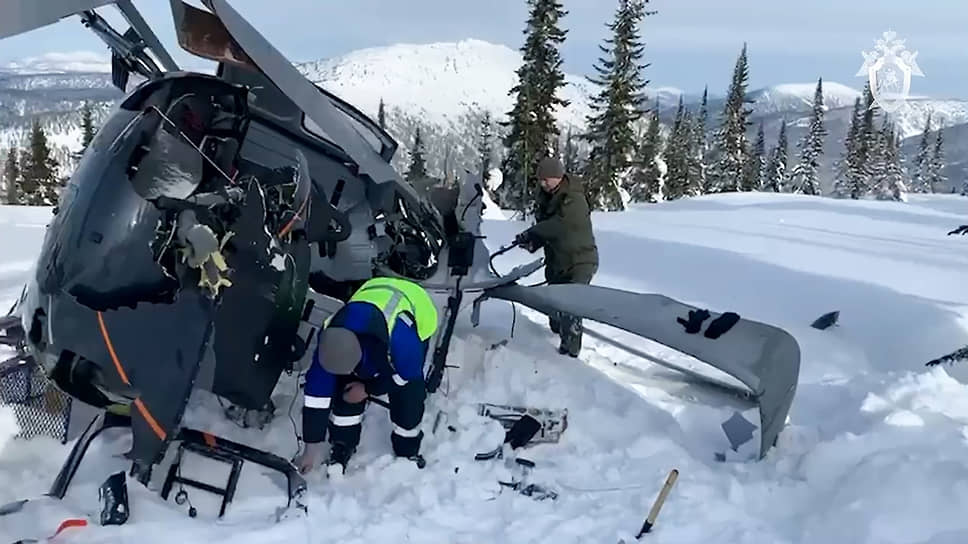 Вертолет Eurocopter AS350 совершил аварийную посадку в районе горы Топхан в Кемеровской области (февраль 2023 года)