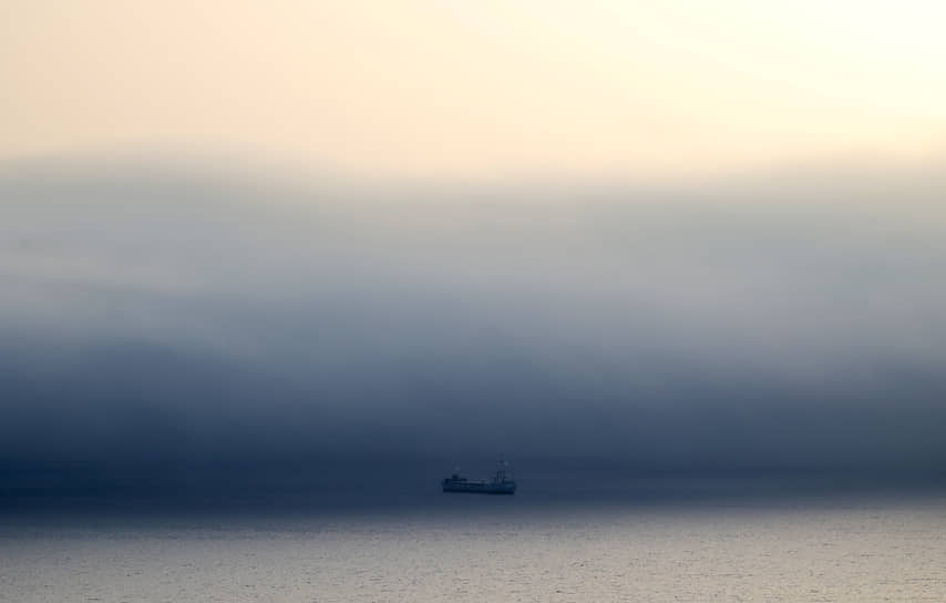Ларнаке, Кипр. Грузовое судно с гуманитарной помощью для сектора Газа 