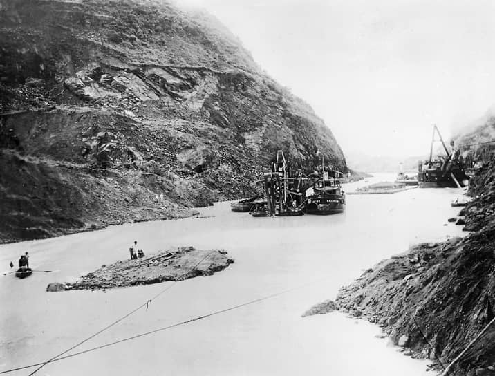 Идея строительства канала между Атлантикой и Тихим океаном была впервые задумана французским инженером-строителем и строителем Суэцкого канала Фердинандом де Лессепсом