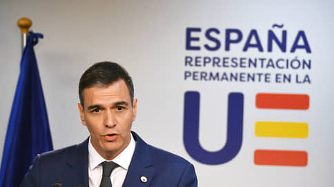 Испанский премьер решает, быть или не быть // Педро Санчес выразил готовность уйти в отставку, но пока точно не определился