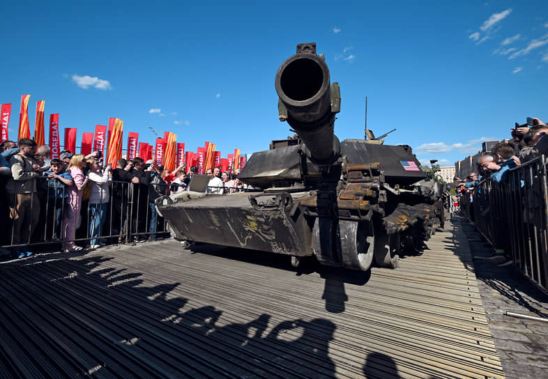 Трофейный американский танк M1 Abrams