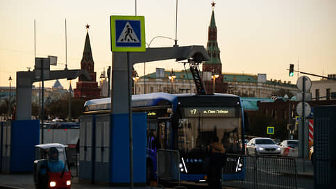 Тарифы снова привели в движение // В Москве меняются цены проезда в общественном транспорте и эвакуации авто