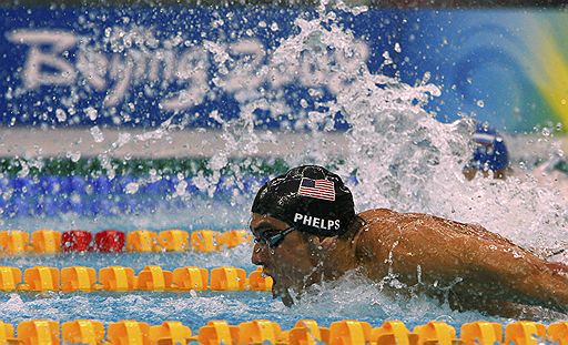 В Пекине по дороге к своему, не имеющему прецедентов в истории, триумфу Майкл Фелпс семь раз бил мировые рекорды и один раз — олимпийский. В Пекине Майкл Фелпс стал 14-кратным олимпийским чемпионом
