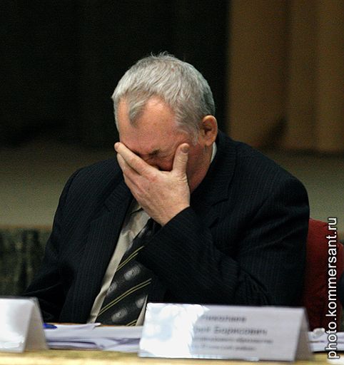 Александр Бабученко считался одним из главных оппонентов мэра Василия Сайкова (на фото) с момента избрания последнего на этот пост в апреле 2002 года