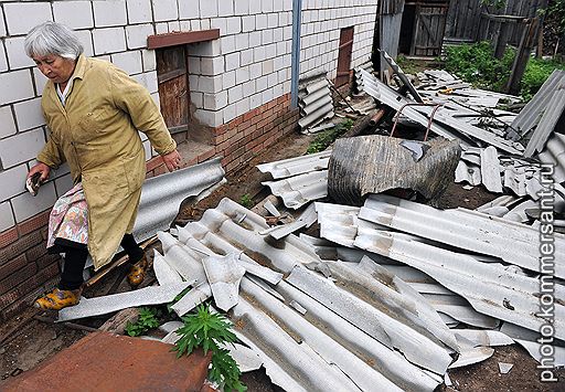 Последствия взрывов на складах 102-го арсенала артиллерийских боеприпасов Центрального военного округа в селе Пугачево (28 км от Ижевска)