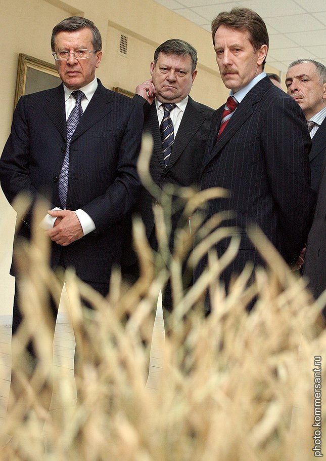 Какими бы ни были разногласия первого вице-премьера Виктора Зубкова и губернатора Алексея Гордеева, их мнения о росте дотаций сельскому хозяйству всегда будут сходны