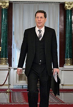 Первый заместитель председателя Государственной думы России (фракция "Единая Россия") в Госдуме шестого созыва Александр Жуков 