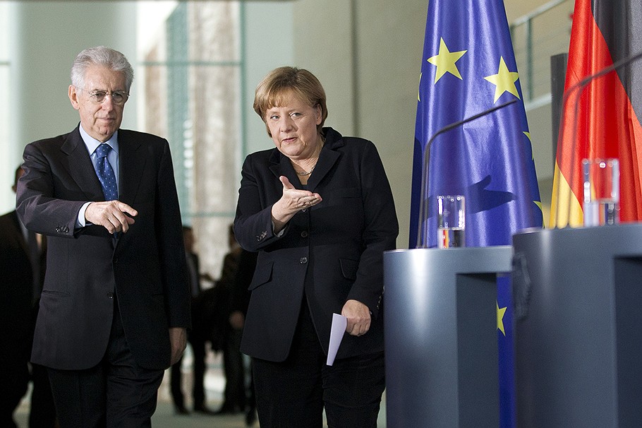 Премьер-министр Италии Марио Монти и канцлер Германии Ангела Меркель