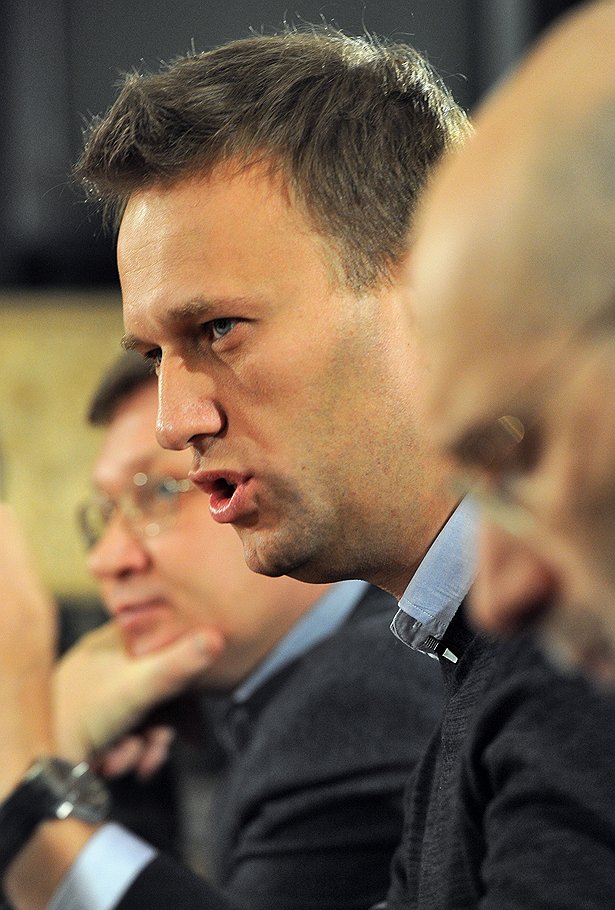 Блогер Алексей Навальный во время открытого заседания по подготовке массовой акции протеста 4 февраля, организованное оргкомитетом общественно-политических сил. Заседание прошло в Музее и общественном центре &amp;quot;Мир, прогресс, права человека&amp;quot; имени Андрея Сахарова