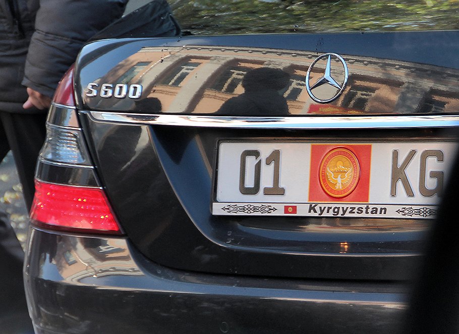 Автомобиль президента Киргизии