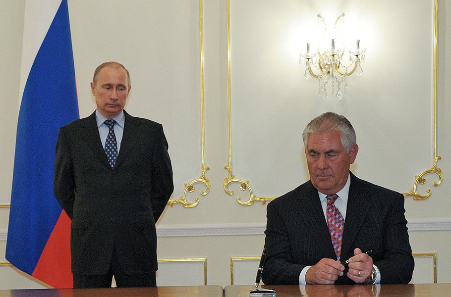 Премьер Владимир Путин лично проследил за тем, чтобы возглавляемая Рексом Тиллерсоном ExxonMobil много отдала за выход на российский шельф 