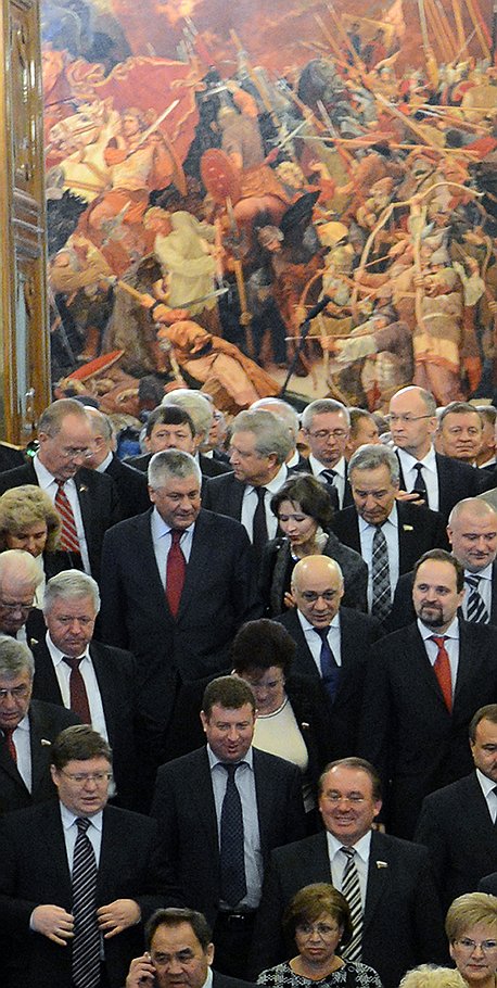 Слушатели Владимира Путина слились в единые ряды защитников отечества