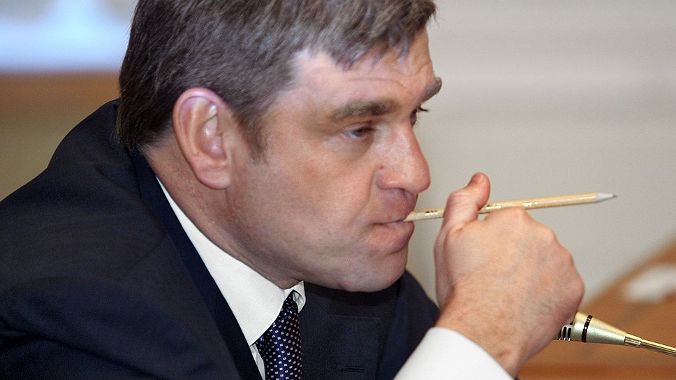 Несмотря на коррупционные скандалы, Сергей Дарькин покинул пост главы края только после поражения «Единой России» на думских выборах 2011 года