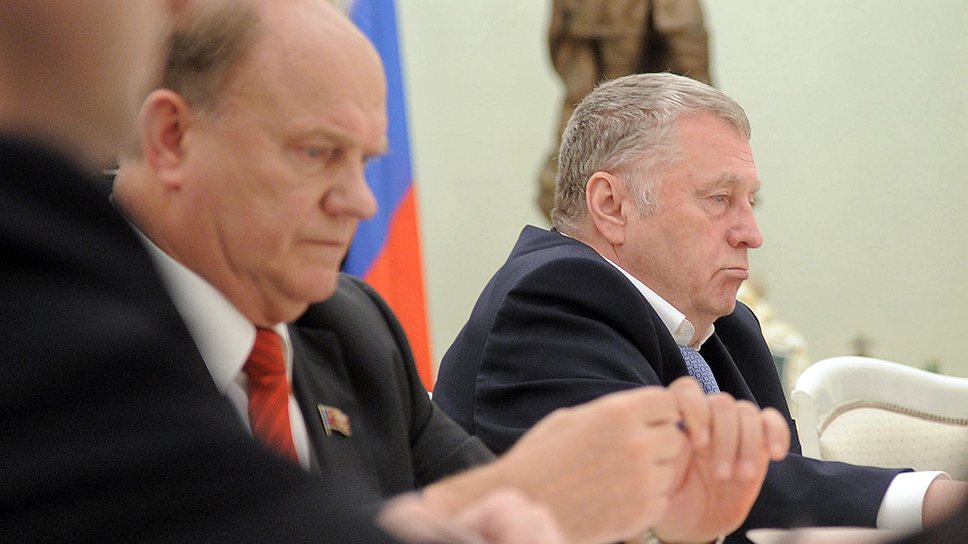 Лидер ЛДПР Владимир Жириновский (справа) первым из партийцев обсудил с администрацией президента выборы в условиях многопартийности