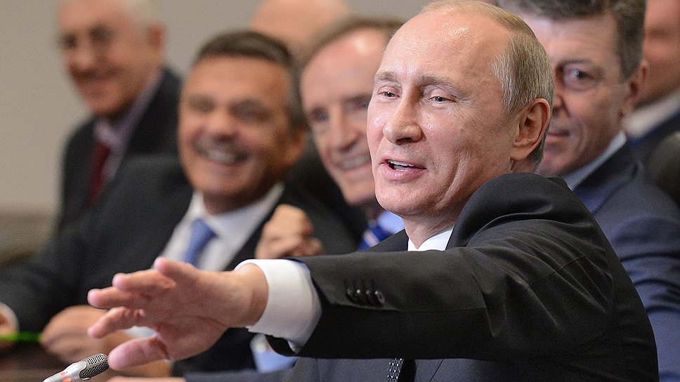 Президент России Владимир Путин на встрече со спонсорами хоккейных клубов рубил сплеча