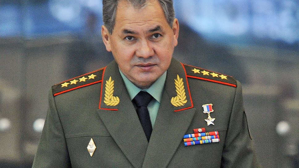 Звание шойгу в настоящее время 2024. Маршал Российской Федерации Шойгу. Погоны Генерала армии Шойгу.